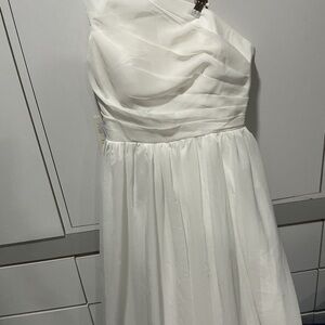 New design One-Shoulder White Chiffon Dress